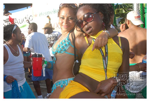 tribe_mon_2009_pt2-110