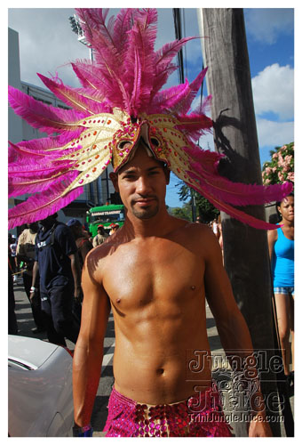 tribe_mon_2009_pt2-118