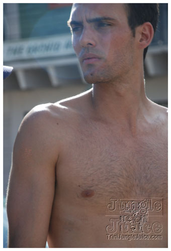 tribe_mon_2009_pt2-143