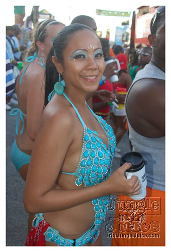 tribe_mon_2009_pt2-202
