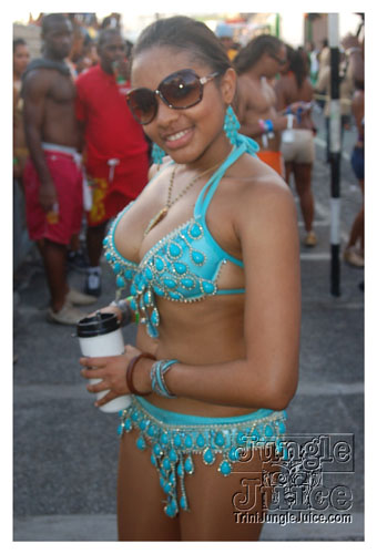 tribe_mon_2009_pt2-206