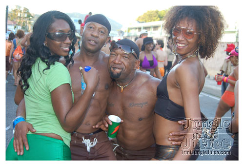 tribe_mon_2009_pt2-252