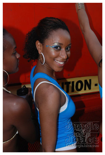 tribe_mon_2009_pt2-260