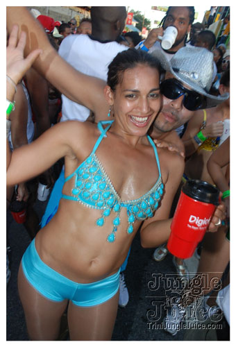 tribe_mon_2009_pt2-268