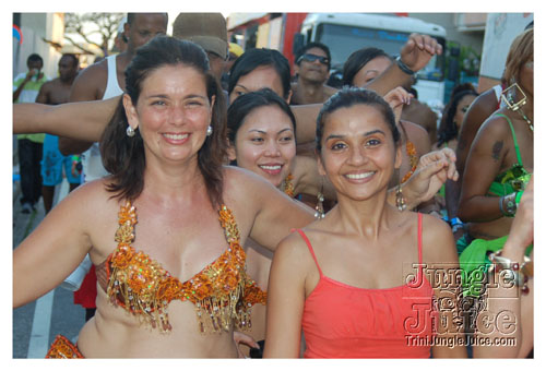 tribe_mon_2009_pt2-270