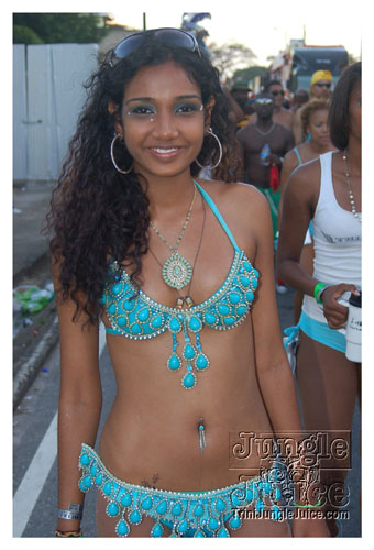 tribe_mon_2009_pt2-283