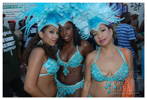 tribe_mon_2009_pt2-294