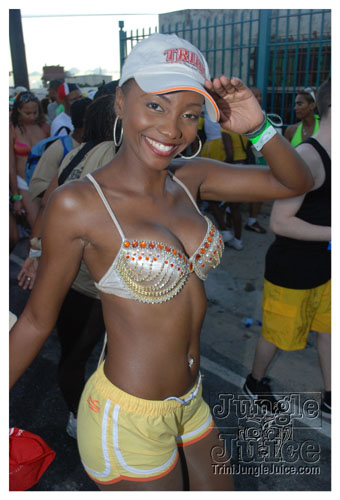 tribe_mon_2009_pt2-302