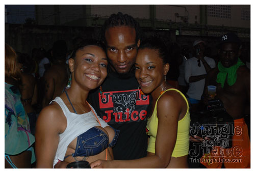 tribe_mon_2009_pt2-331