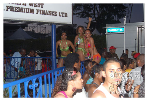 tribe_mon_2009_pt2-334