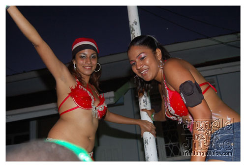 tribe_mon_2009_pt2-343