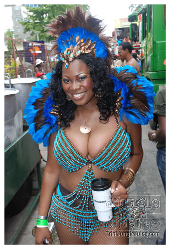 tribe_tue_2009_pt1-144