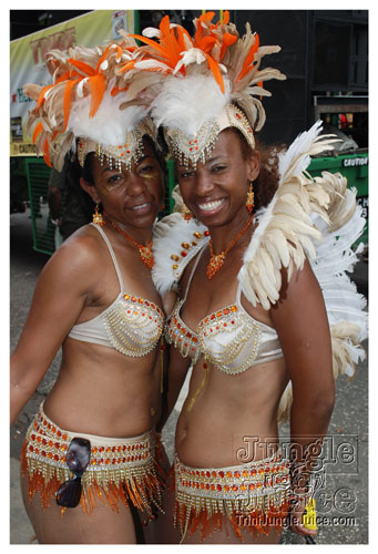 tribe_tue_2009_pt1-145