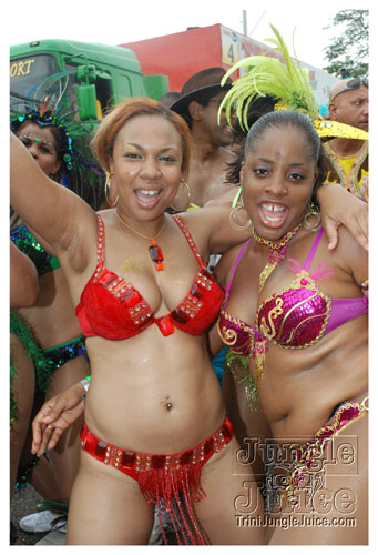 tribe_tue_2009_pt1-172