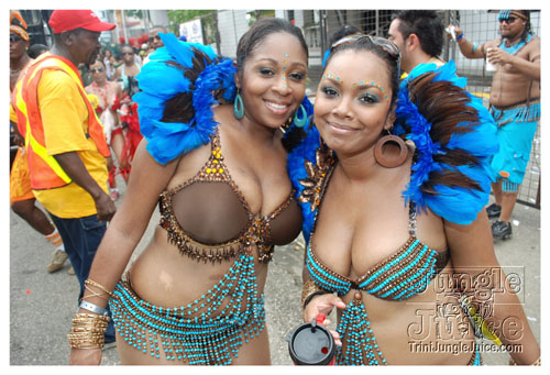 tribe_tue_2009_pt1-179