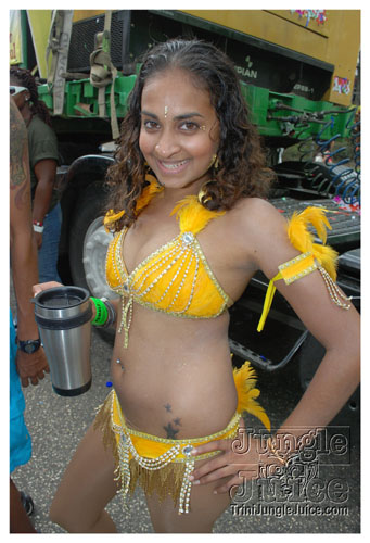 tribe_tue_2009_pt1-185