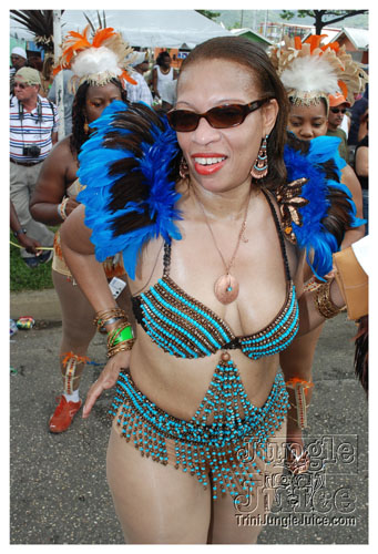 tribe_tue_2009_pt1-186