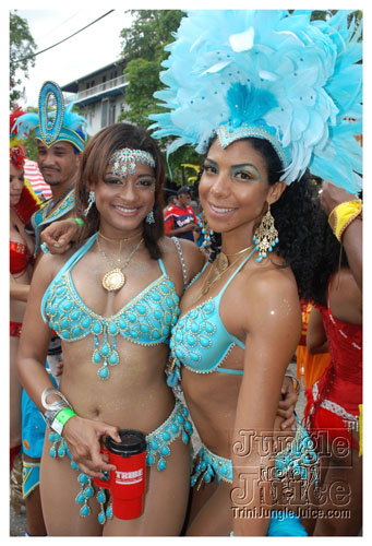 tribe_tue_2009_pt1-189