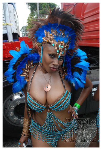 tribe_tue_2009_pt1-215