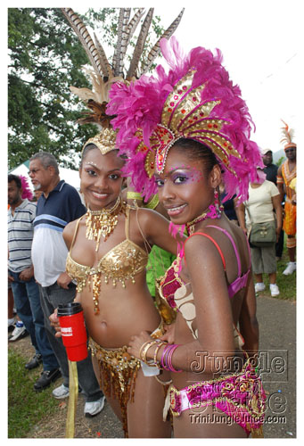 tribe_tue_2009_pt1-247