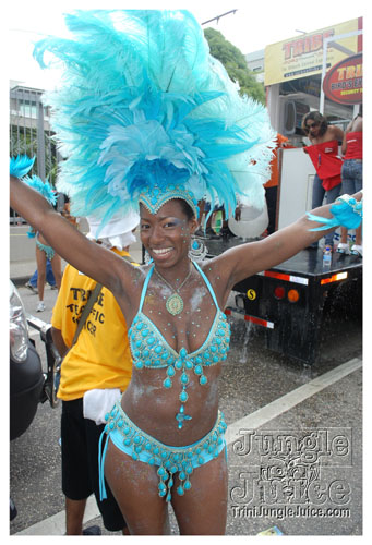 tribe_tue_2009_pt1-253