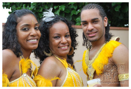 tribe_tue_2009_pt2-103