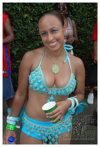 tribe_tue_2009_pt2-143