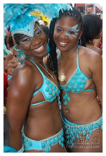 tribe_tue_2009_pt2-197