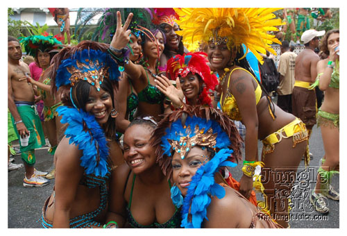 tribe_tue_2009_pt2-201