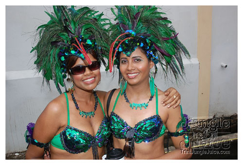 tribe_tue_2009_pt2-210