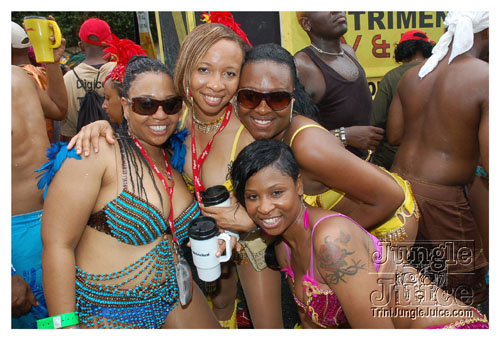 tribe_tue_2009_pt2-213