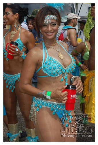 tribe_tue_2009_pt2-256