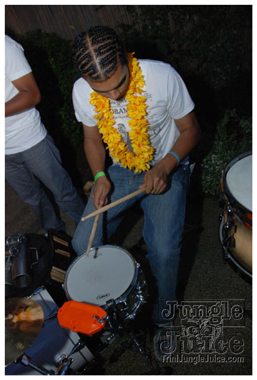 trini_luau_2009_aug22-027