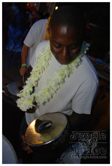 trini_luau_2009_aug22-028