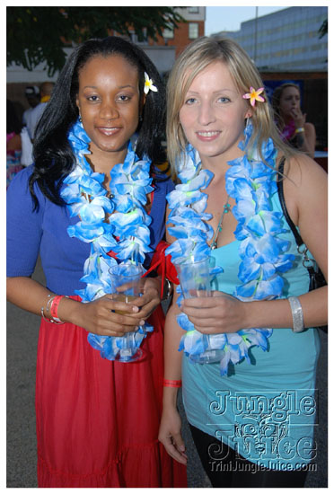 trini_luau_2009_aug22-056