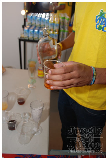 trini_luau_2009_aug22-125