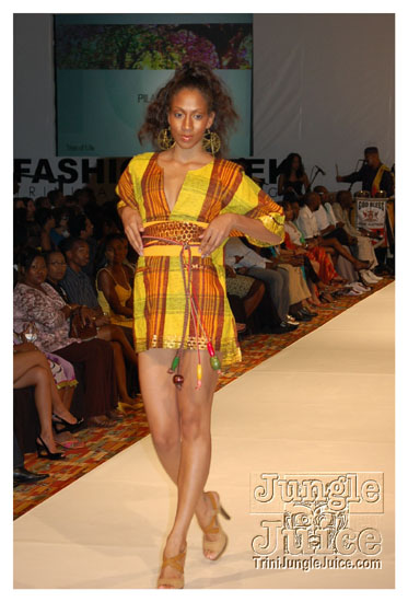 trinidad_fash_week_sun_may31-001