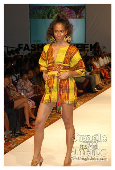 trinidad_fash_week_sun_may31-002