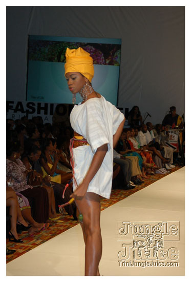 trinidad_fash_week_sun_may31-007
