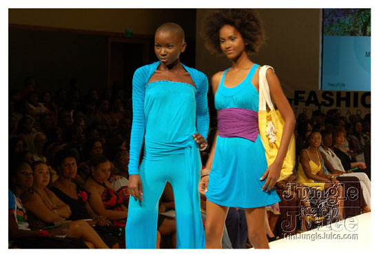 trinidad_fash_week_sun_may31-055