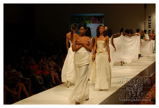 trinidad_fash_week_sun_may31-095