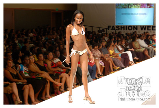 trinidad_fash_week_sun_may31-102