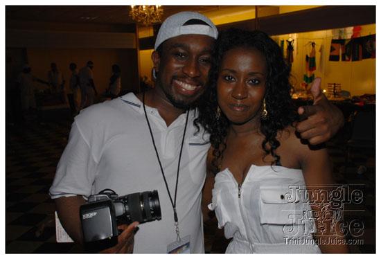 ultra_glow_july2-005