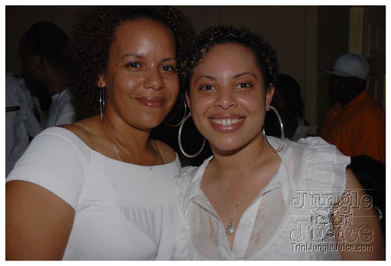 ultra_glow_july2-014