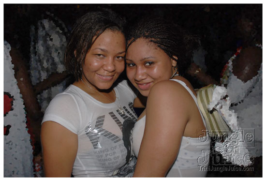 ultra_glow_july2-016