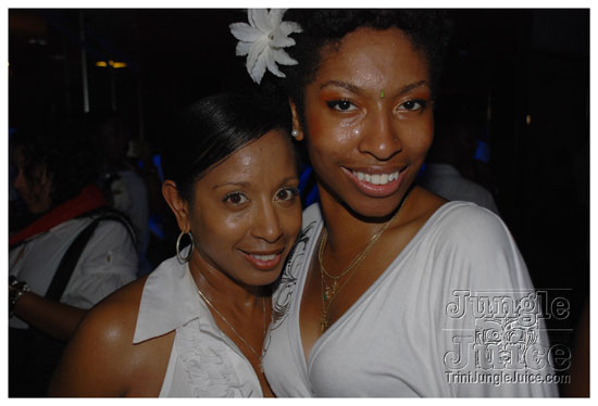 ultra_glow_july2-021