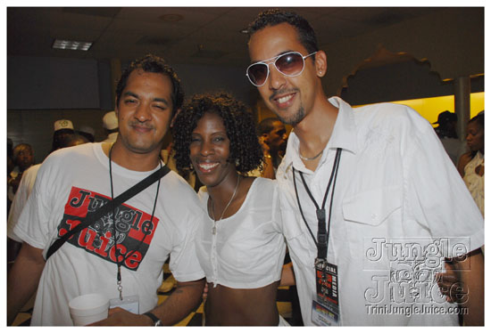 ultra_glow_july2-034