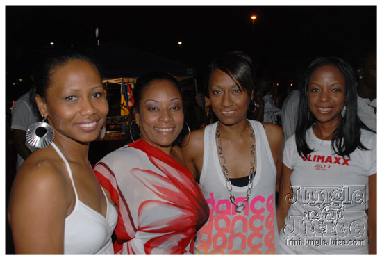 ultra_glow_july2-036