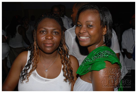 ultra_glow_july2-039