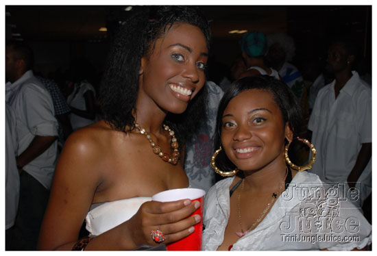 ultra_glow_july2-041